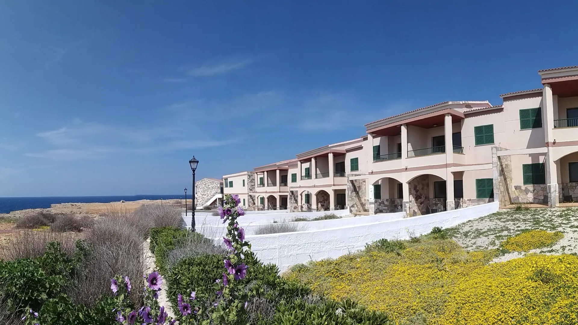 Apartamentos Moon Dreams Cabo De Banos Кала-эн-Бланес