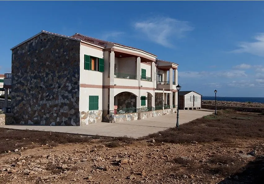 Отель Apartamentos Moon Dreams Cabo De Banos Кала-эн-Бланес