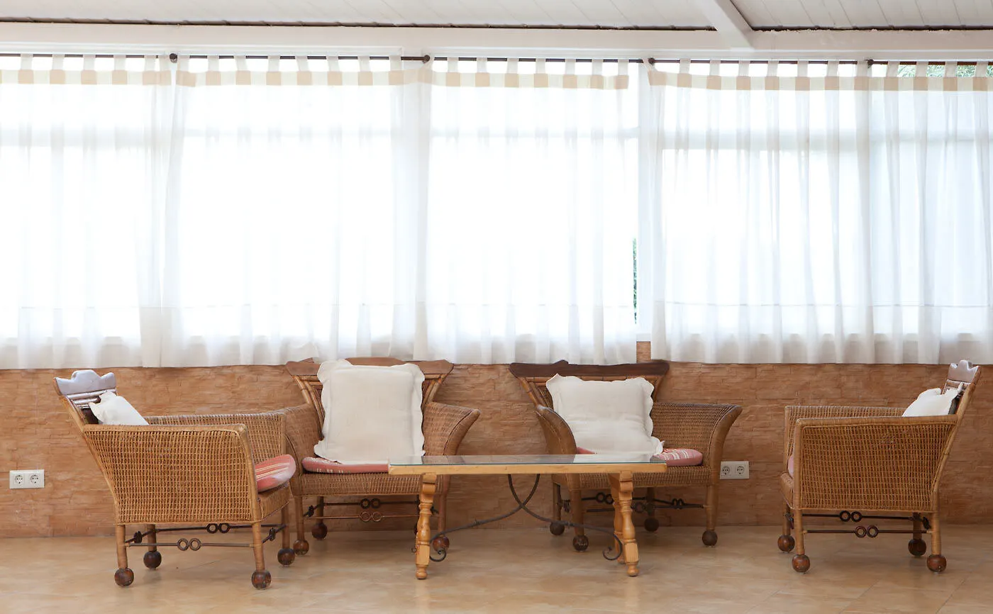 Apartamentos Moon Dreams Cabo De Banos Кала-эн-Бланес 3*,